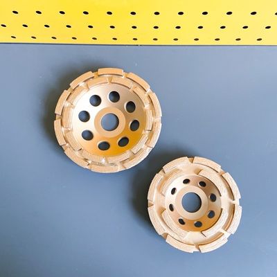 7 внутри. Алмазные резцы абразивного диска 180mm Huachang чашки диаманта строки одиночной строки двойные