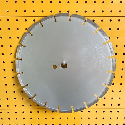 Высококачественный лазер дюйма 180×2.4/1.8×10×13T Huachang 7 сварил лезвие алмазной пилы гранита конкретное сухое режа