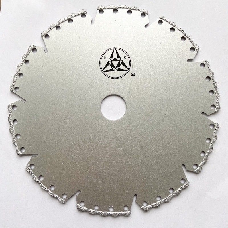 Высококачественным диск вырезывания диаманта 5inch 125×1.4/2.4×8×9T×22.23mm паяемый вакуумом меля для мрамора камня керамического пластикового